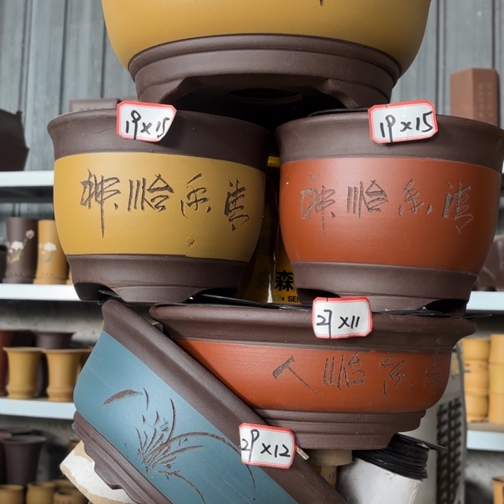 花盆紫砂100-6。          