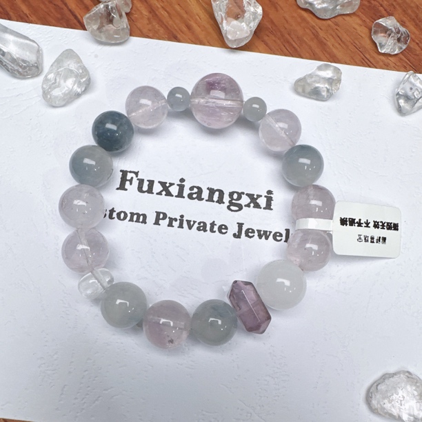 蓝兔毛手串搭玻利维亚紫水，梦幻清冷感平价宝藏款