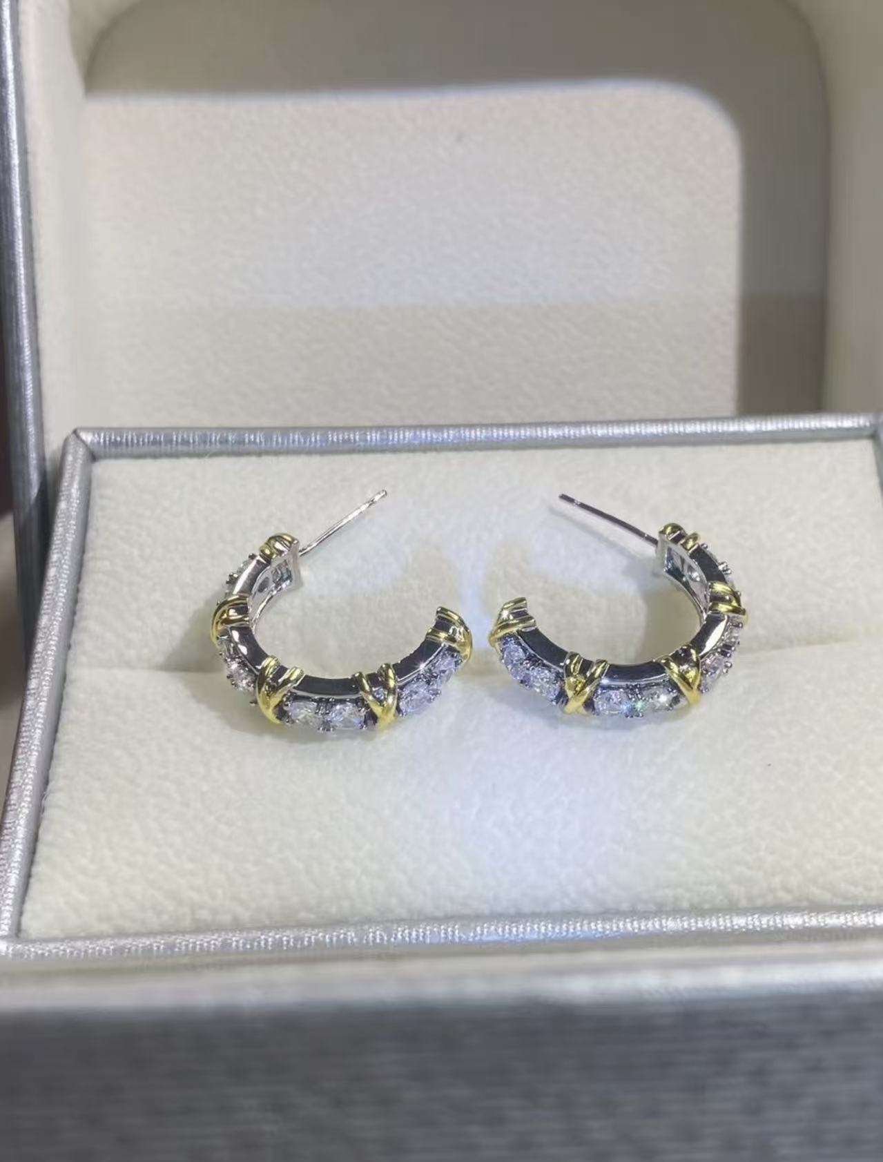 炫璨高奢 奢华高定经典女神气质满钻双色时光轮耳环