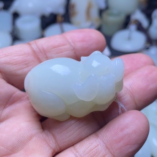 未镶嵌和田玉挂件