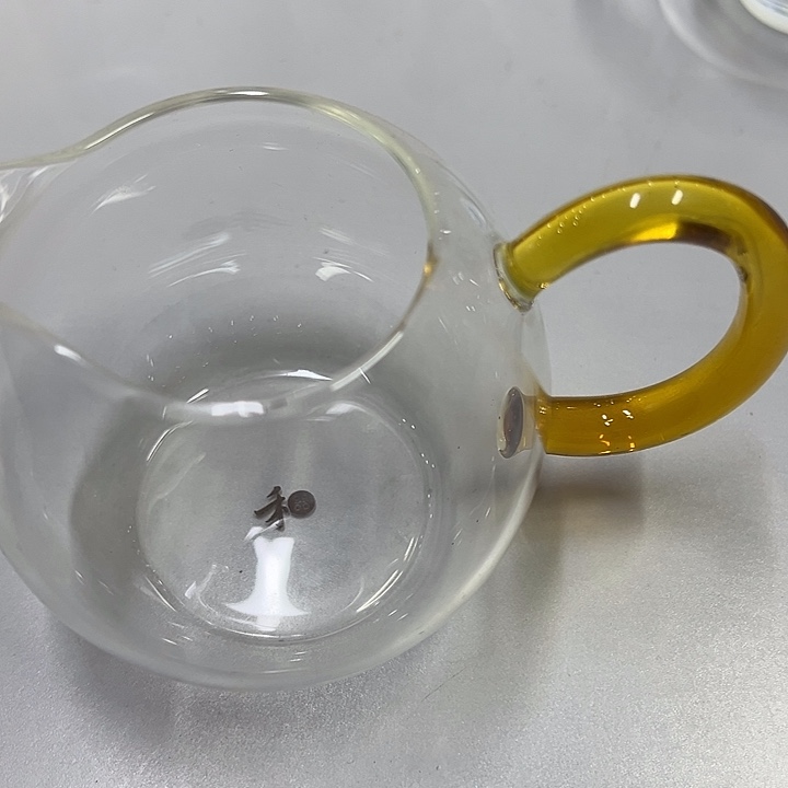 琥珀公道杯一只装