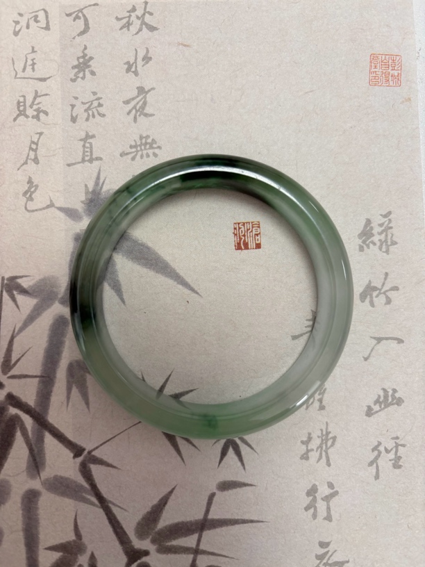 X636-五四加冰润绿水飘花缅甸翡翠手镯