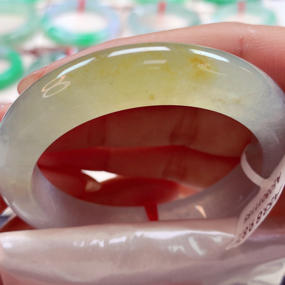 翡翠未镶嵌手镯（26）53正