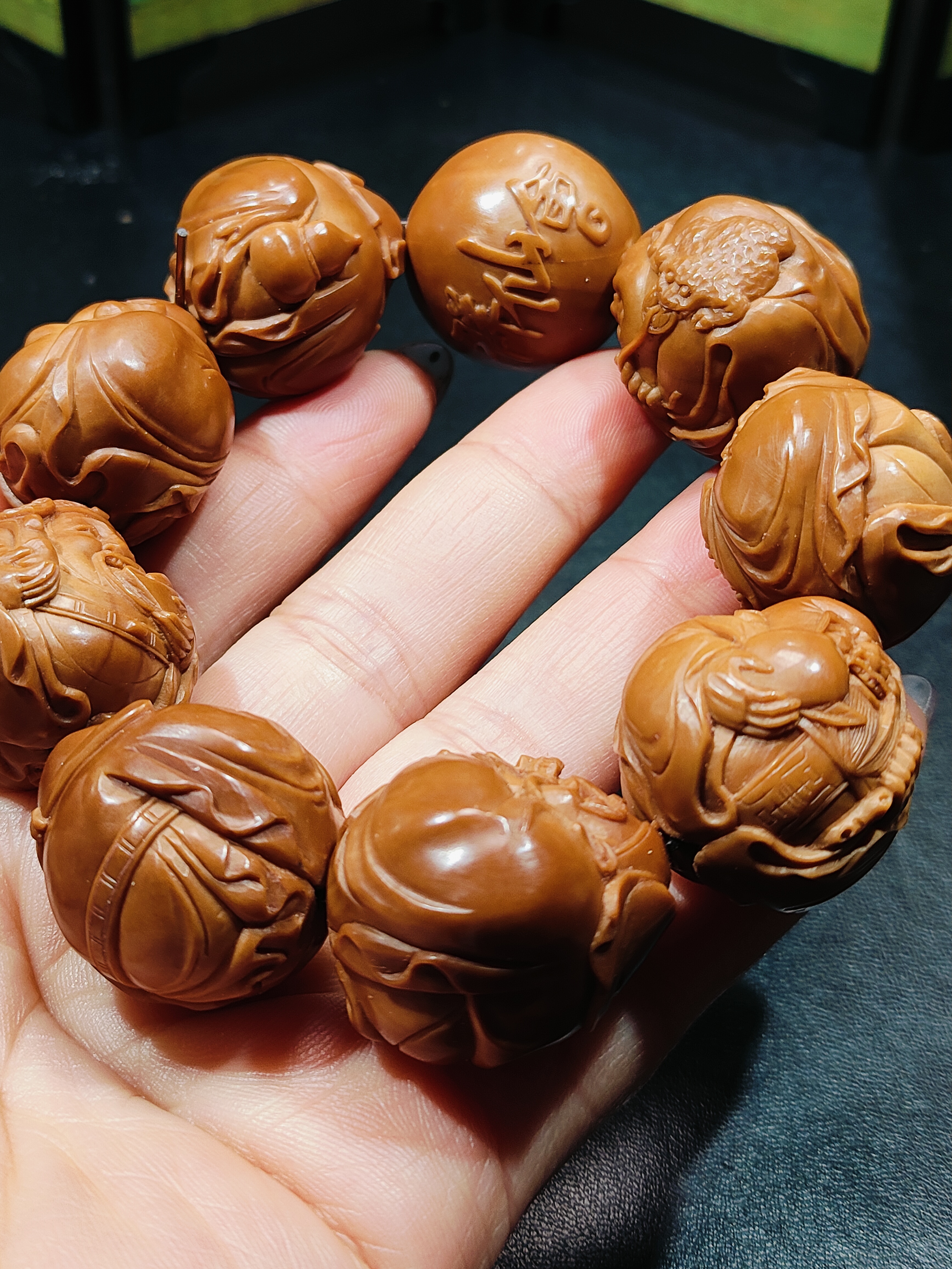 橄榄核群仙会，老油核2.5*2.6王筛俊本工