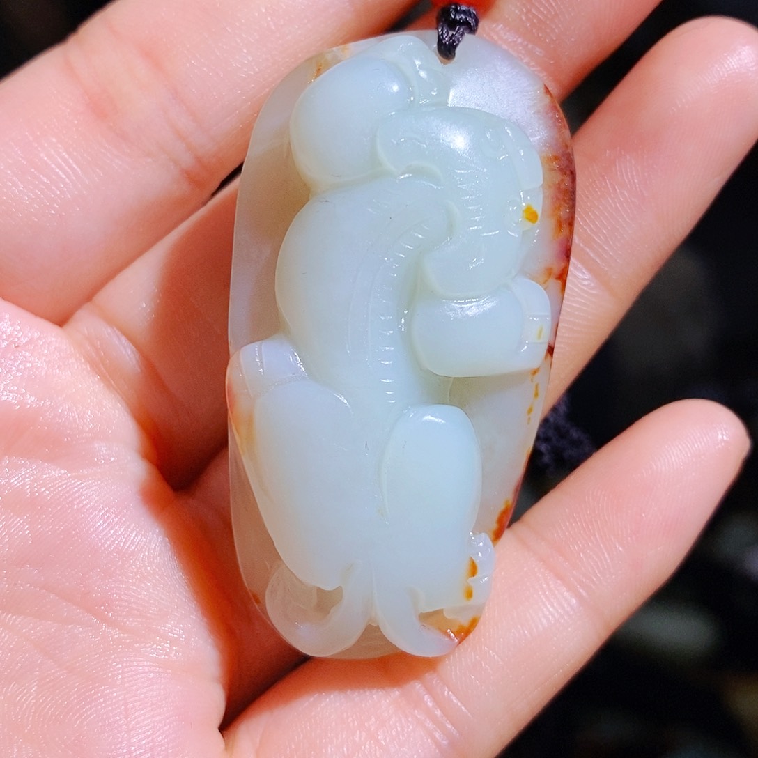 和田玉颈饰未镶嵌