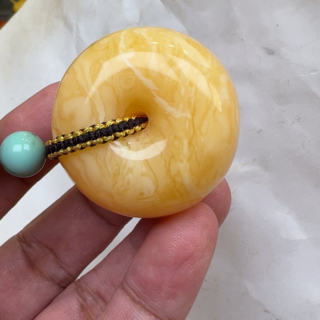 【闪购商品】琥珀裸石未镶嵌29.6克