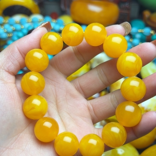 琥珀手串未镶嵌蜜蜡