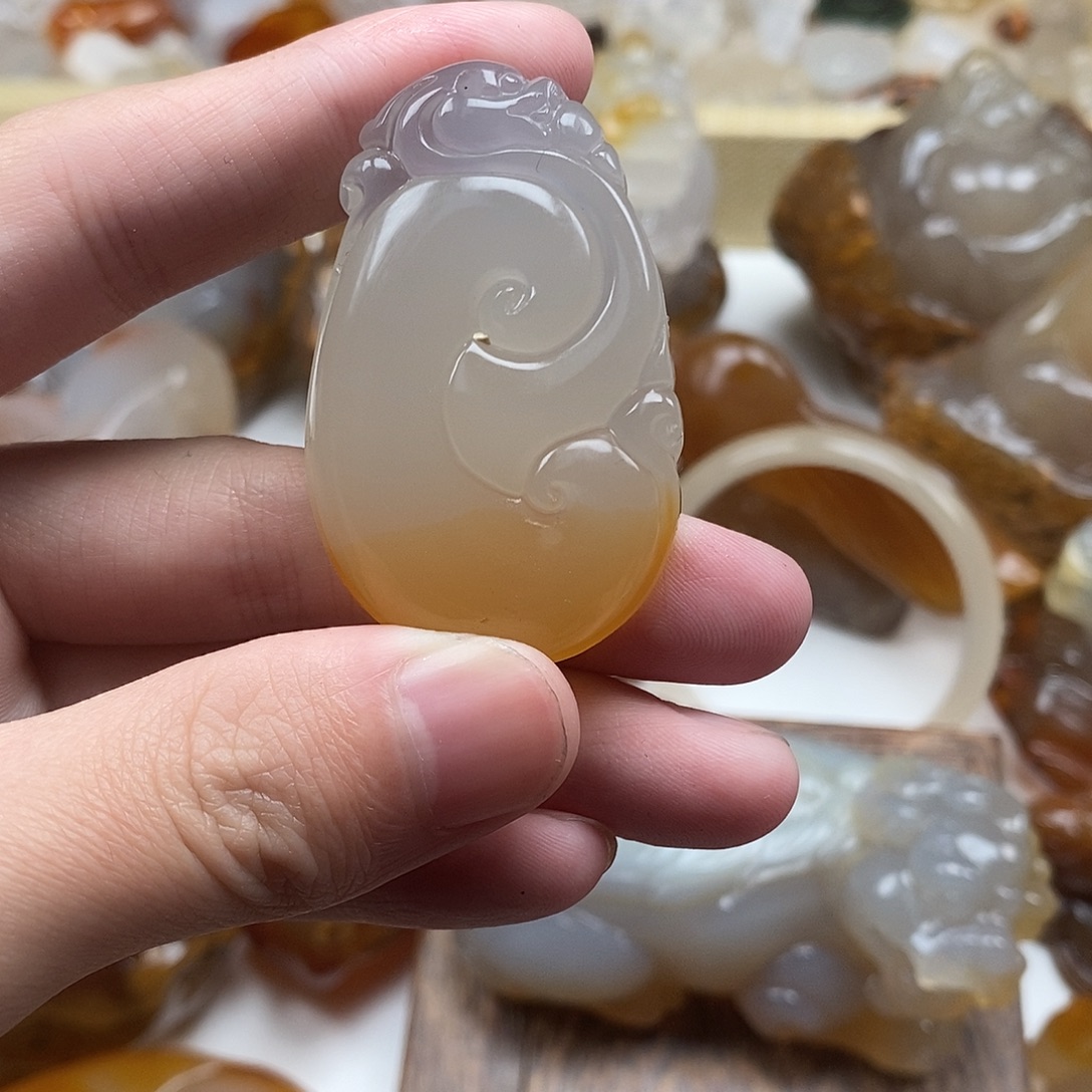 玛瑙/玉髓未镶嵌颈饰