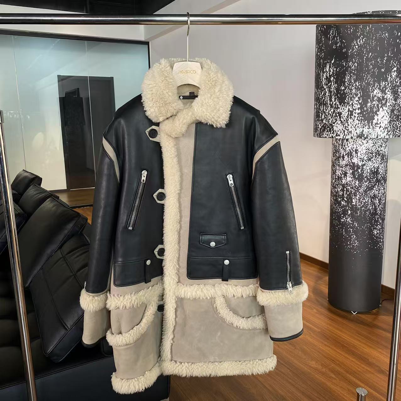 人造皮草 MNFK 2025款皮草大衣 PC0013