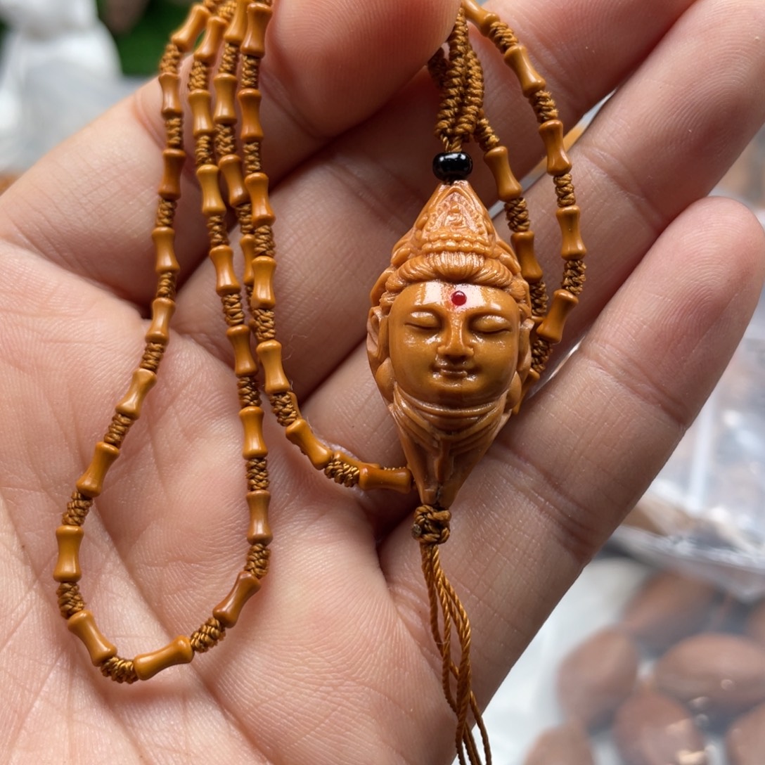 橄榄核吊坠猴头虫科