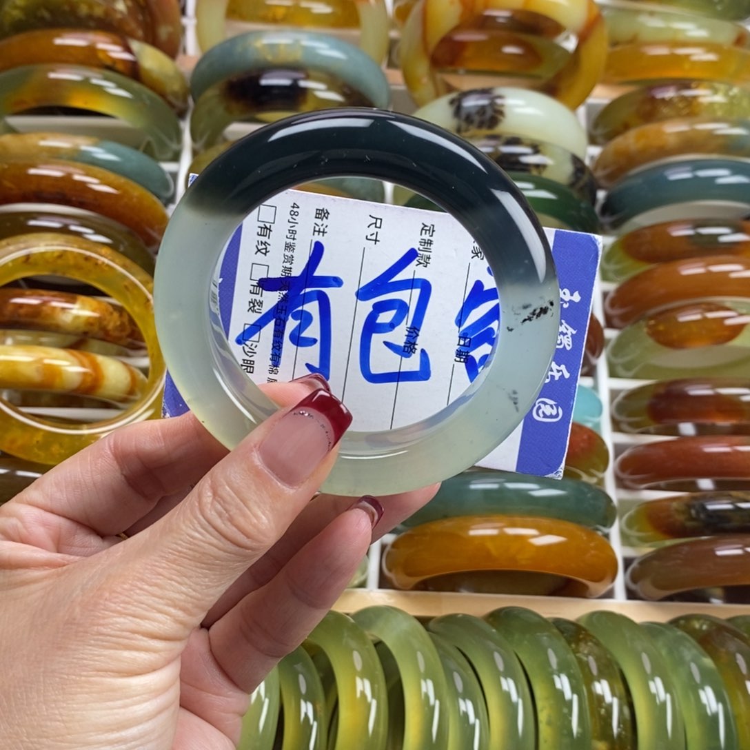 未镶嵌蛇纹石玉手镯56