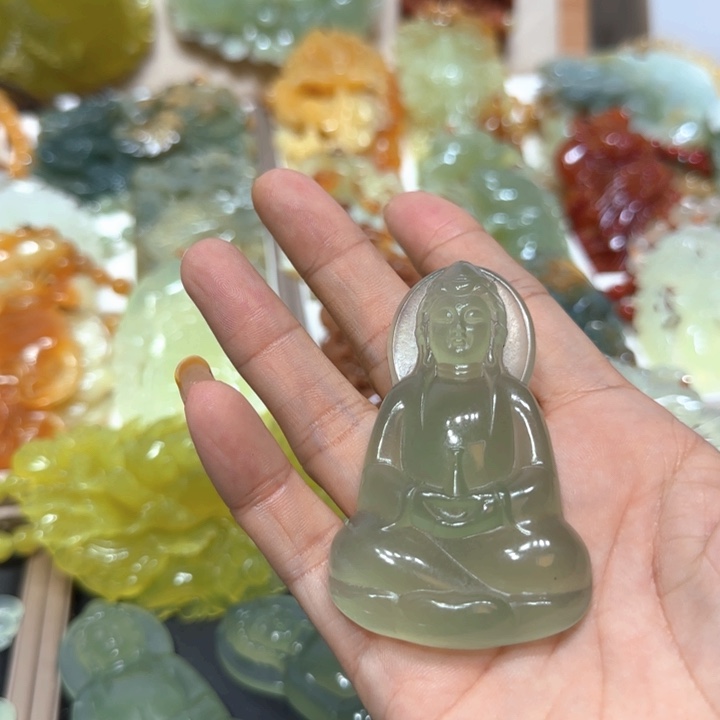 未镶嵌蛇纹石玉吊坠老*財