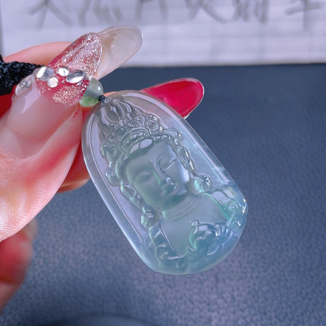 翡翠颈饰未镶嵌888888888888