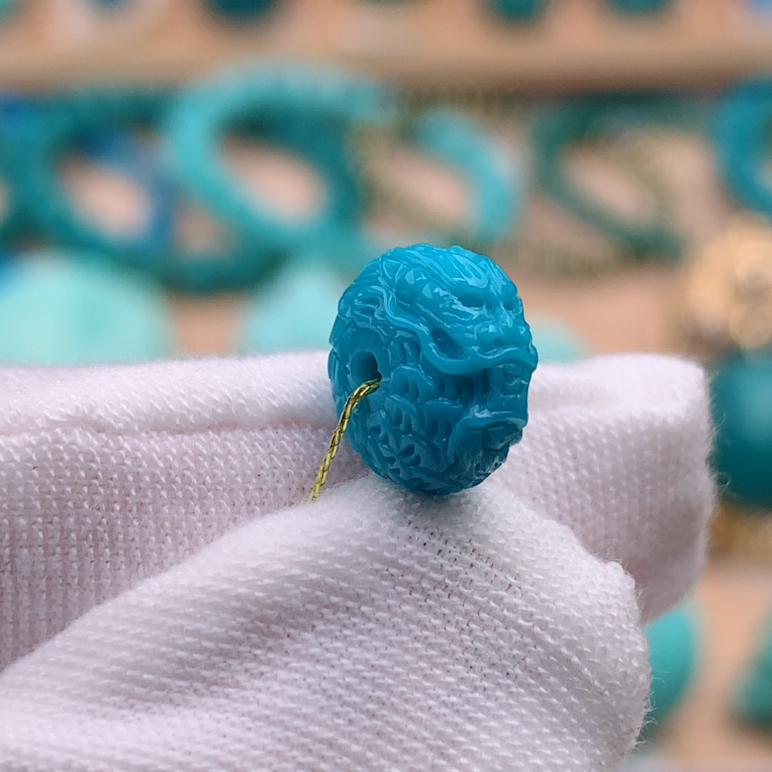 绿松石珠宝奇石未镶嵌9.8✖️6.3龙扣