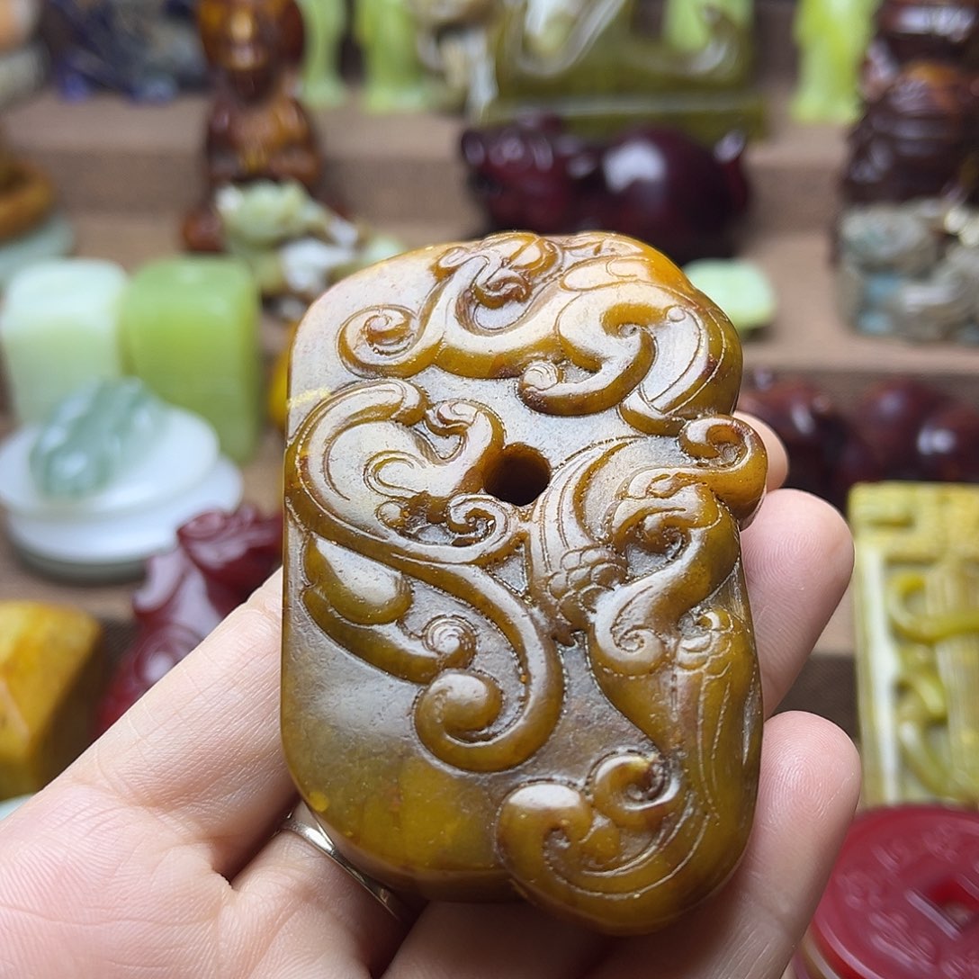 白玉菩提吊坠90。。