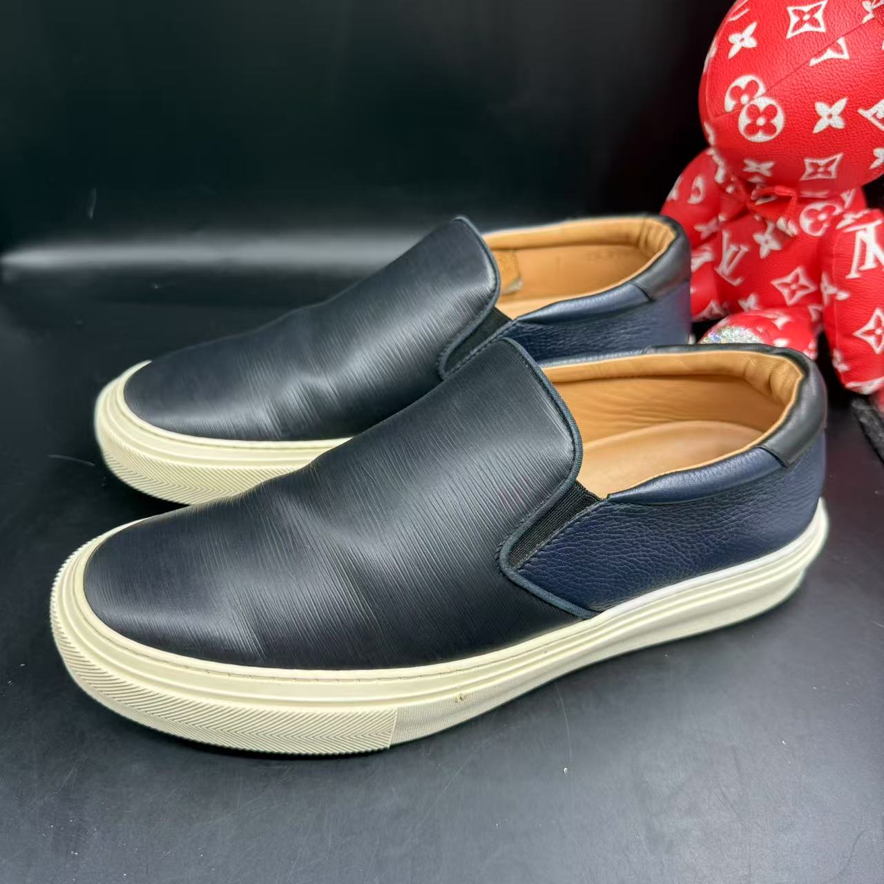 95新 LouisVuitton/路易威登 黑蓝水波纹一脚蹬41欧码 ddm2617