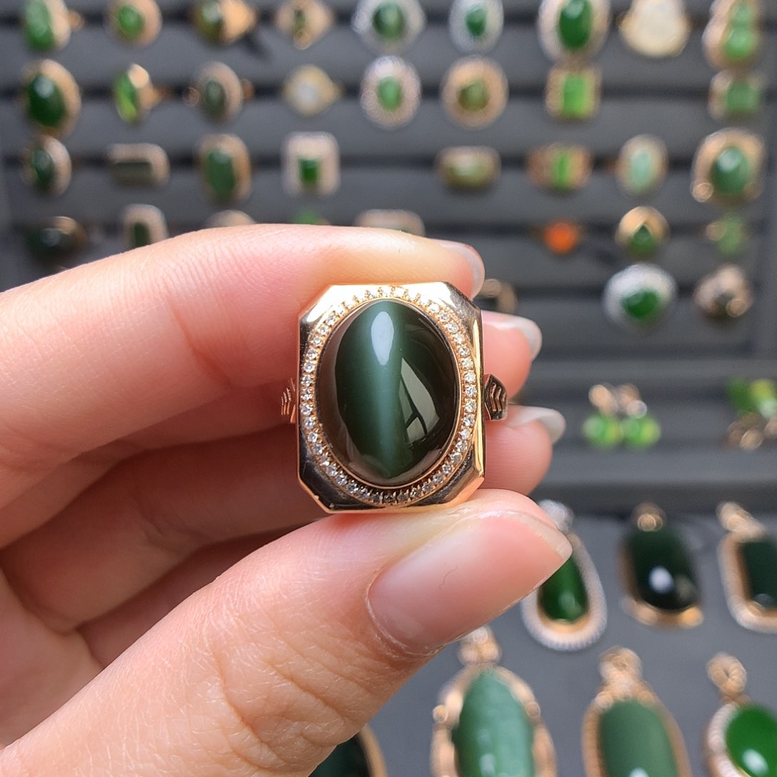 和田玉18K金镶嵌首饰