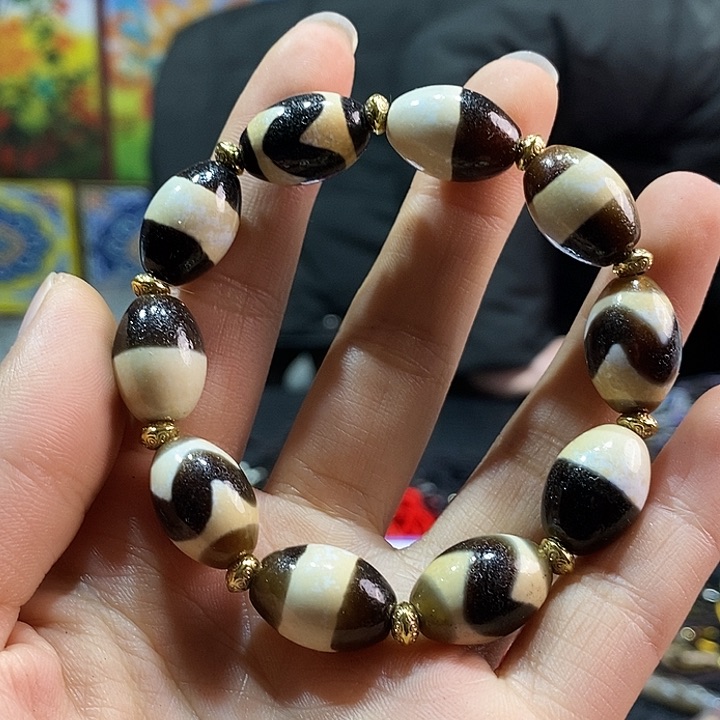 玛瑙/玉髓手串合金90