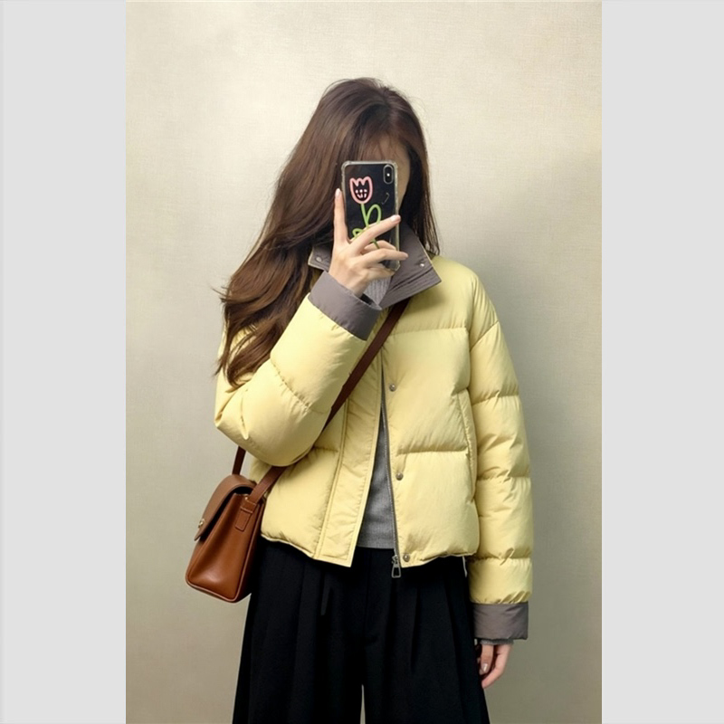 现货！韩系女士短款高端洋气小个子巨好看发黄色撞色羽绒外套冬装