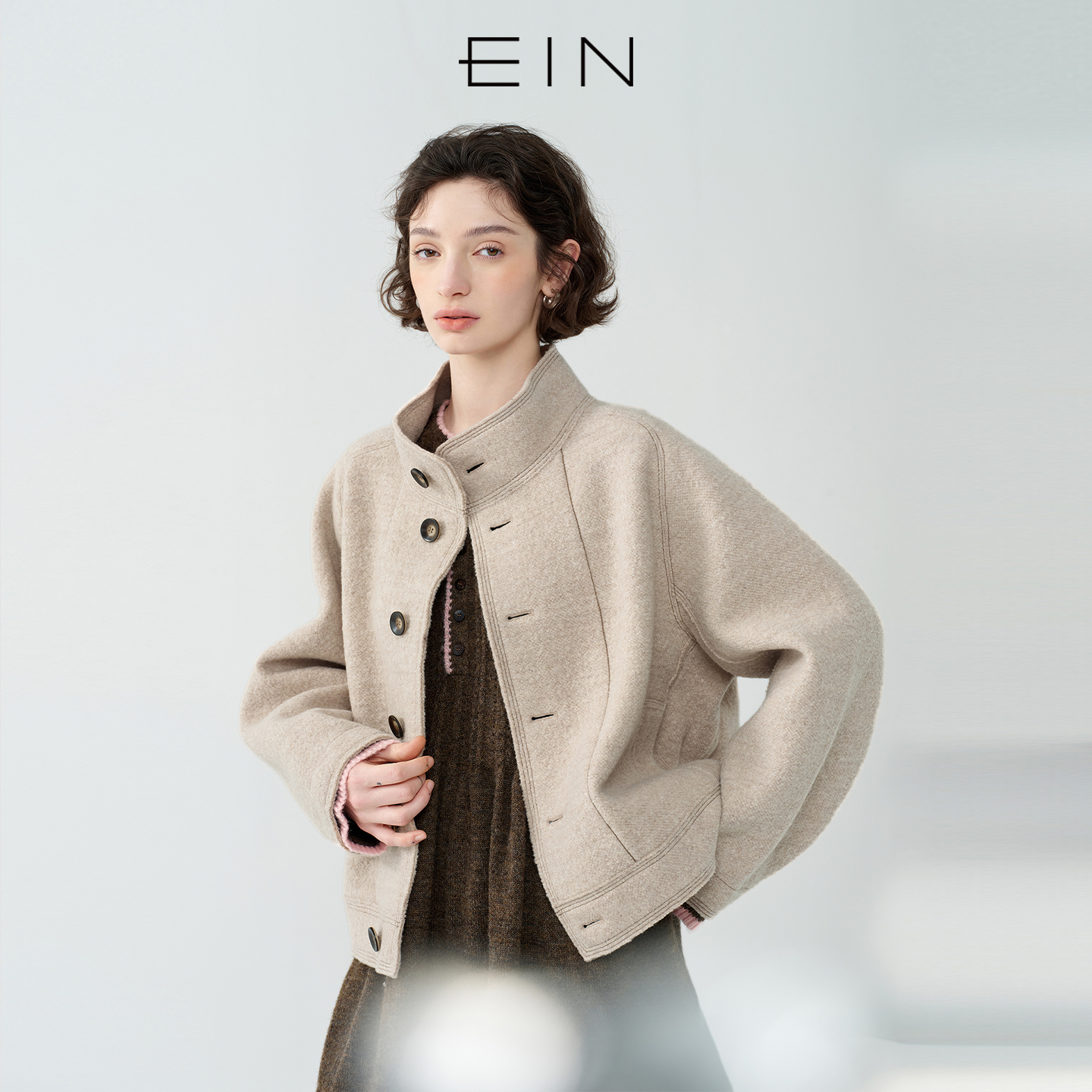 EIN/言轻工装绵羊毛双领型设计复古箱型短大衣女2025早秋新款