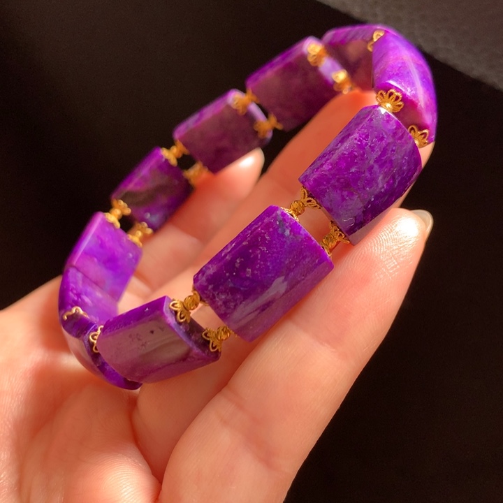 苏纪石（舒俱来）手排18K金镶嵌