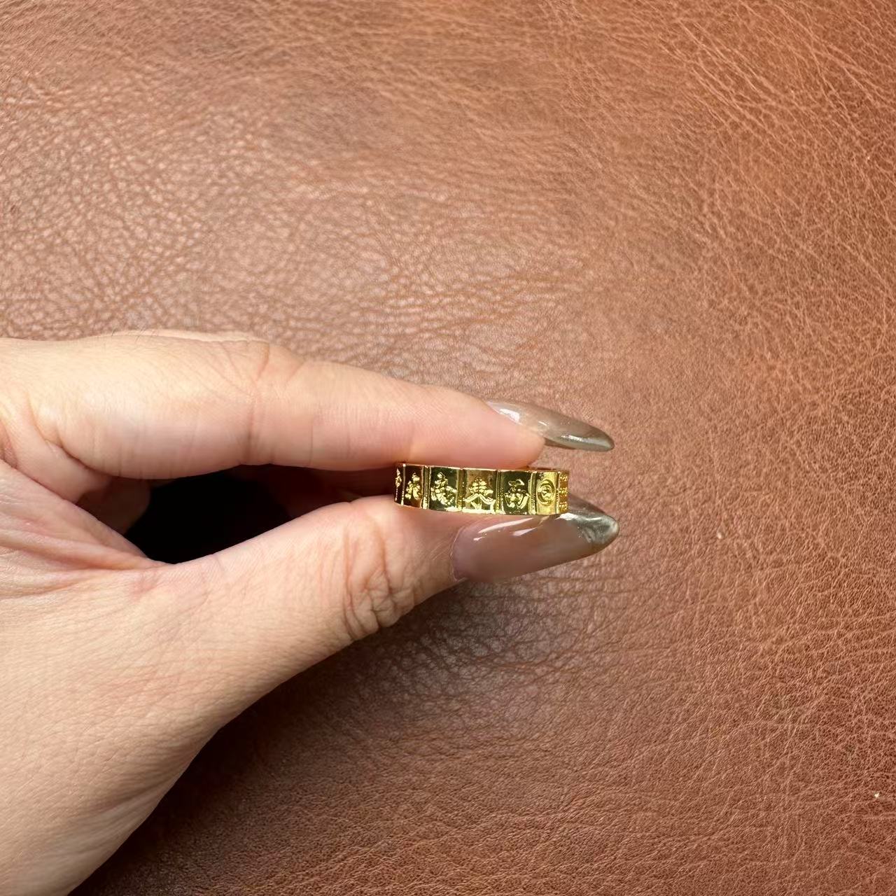 实心精品手饰 （无礼盒）LL617