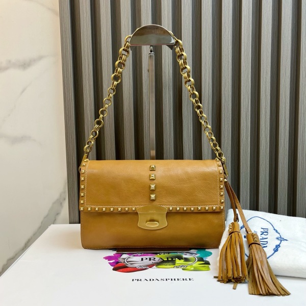 普拉达/95新/包包/250215EV0023/C12928431301