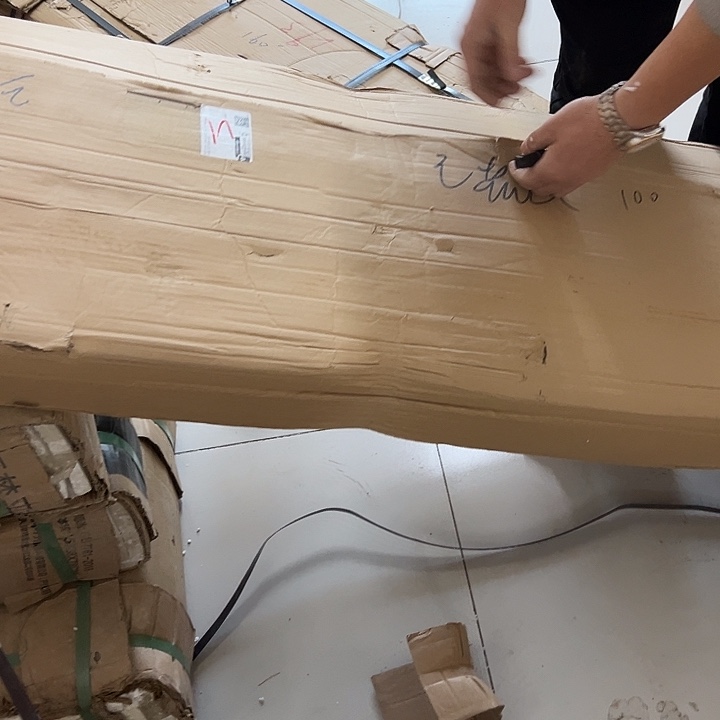 浅***沫浅陌150长盲盒清仓不退不换瑕疵不退不换