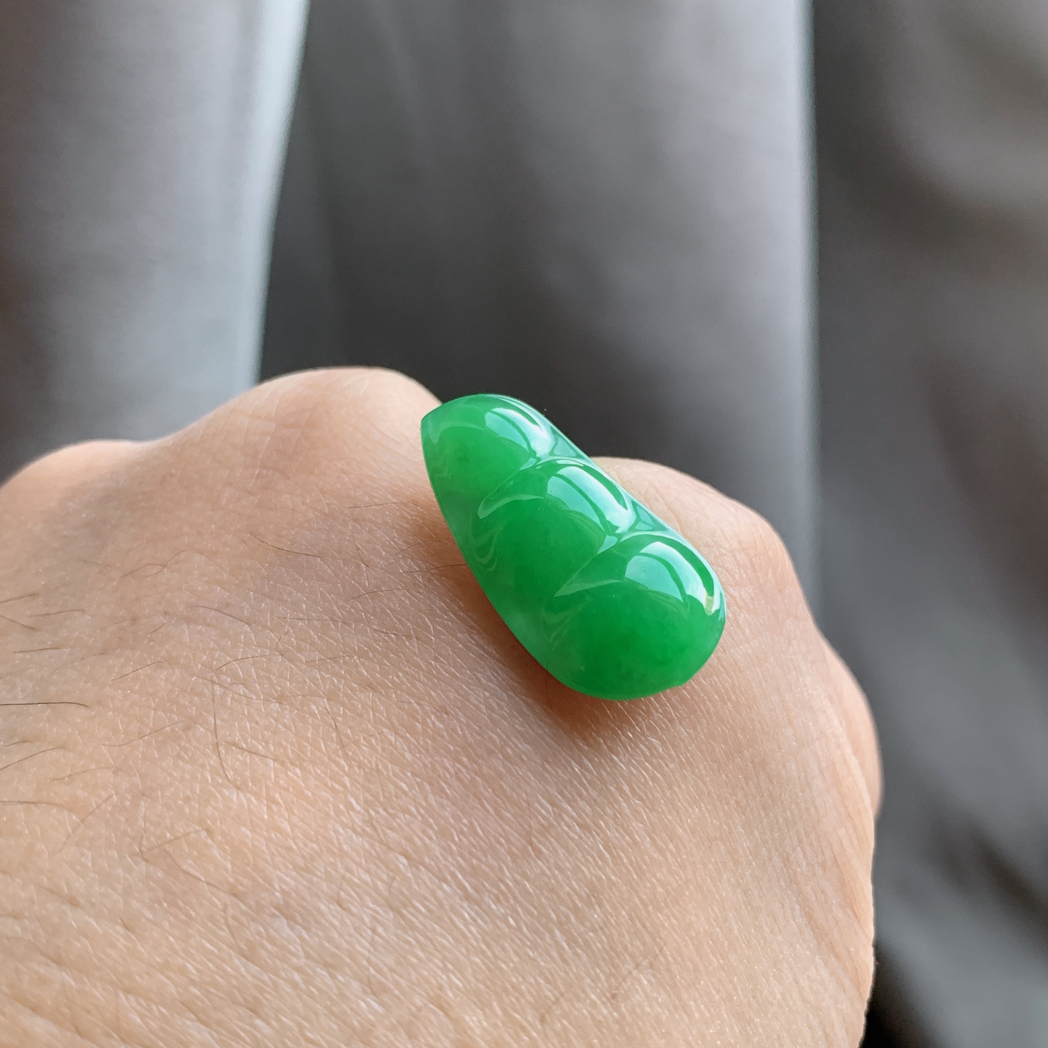 缅甸a货翡翠冰透阳绿福豆镶嵌件吊坠24.3-12.5-3.8mm天然底色玉坠