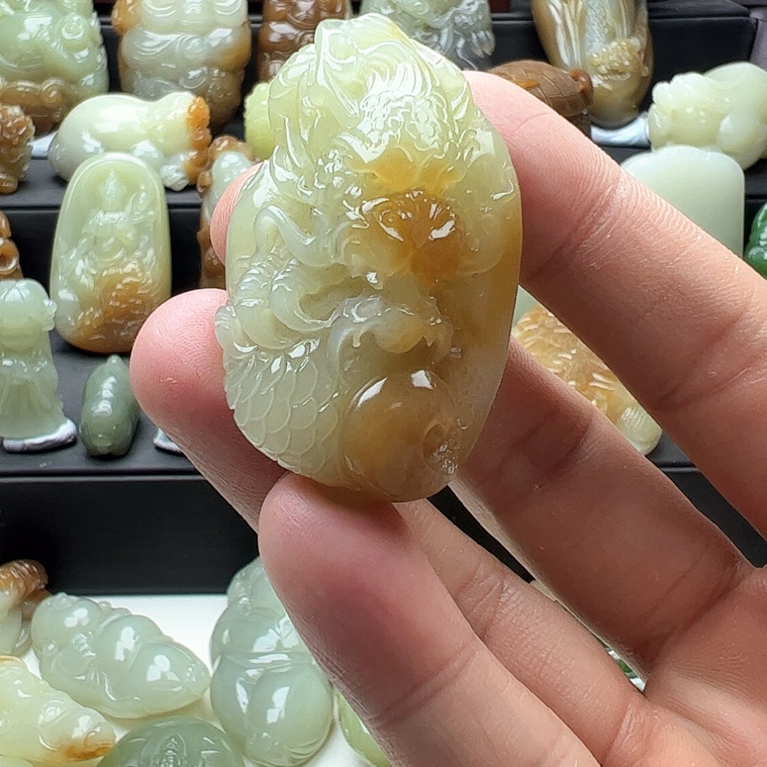 和田玉挂件未镶嵌