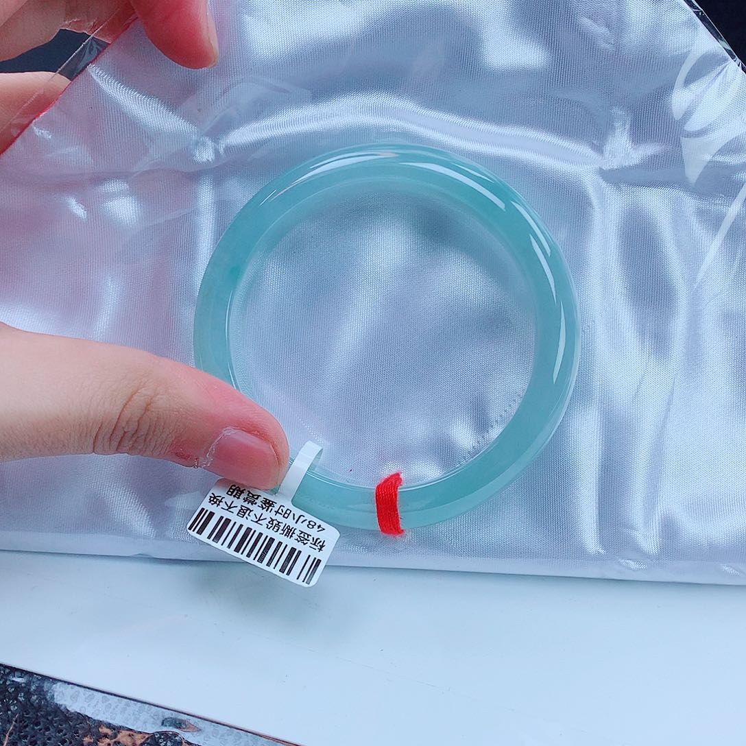 翡翠手镯未镶嵌天然缅甸翡翠A货手镯 