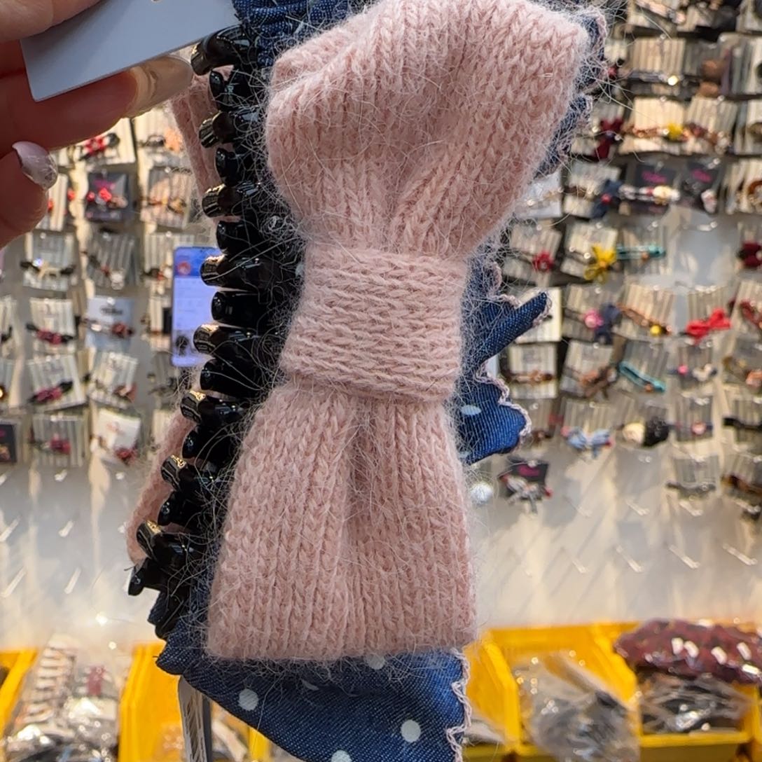 布艺铁合金裙摆香蕉甲