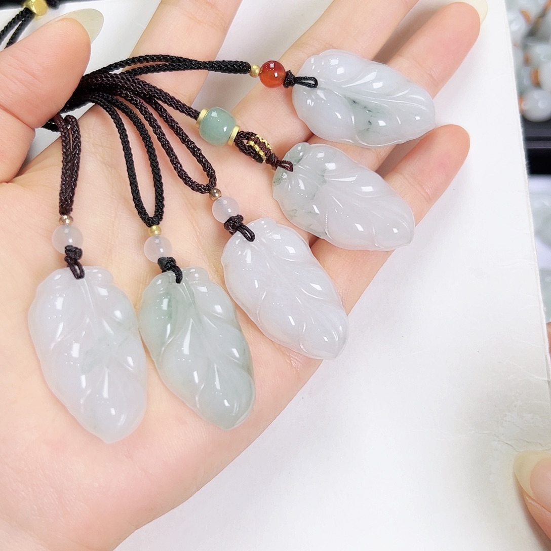 石英质玉未镶嵌颈饰叶子多样性发其一