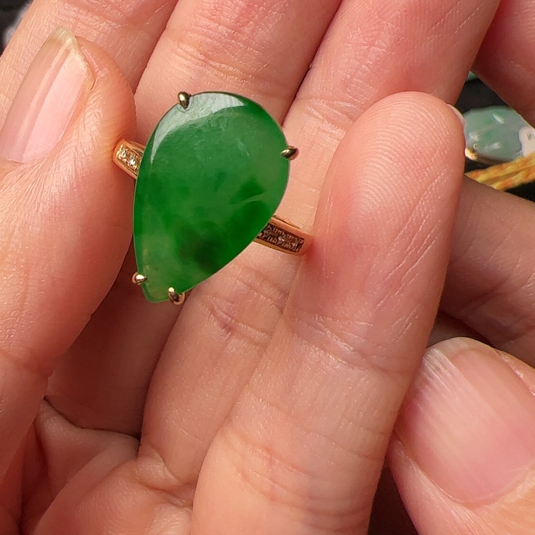 翡翠戒指18K金镶嵌闪购商品