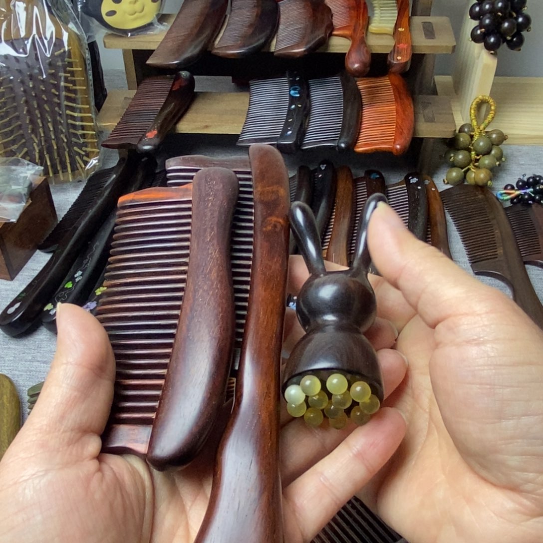 如***生交趾黄檀（大红酸枝）插齿梳子➕插齿半月梳➕紫光檀按摩