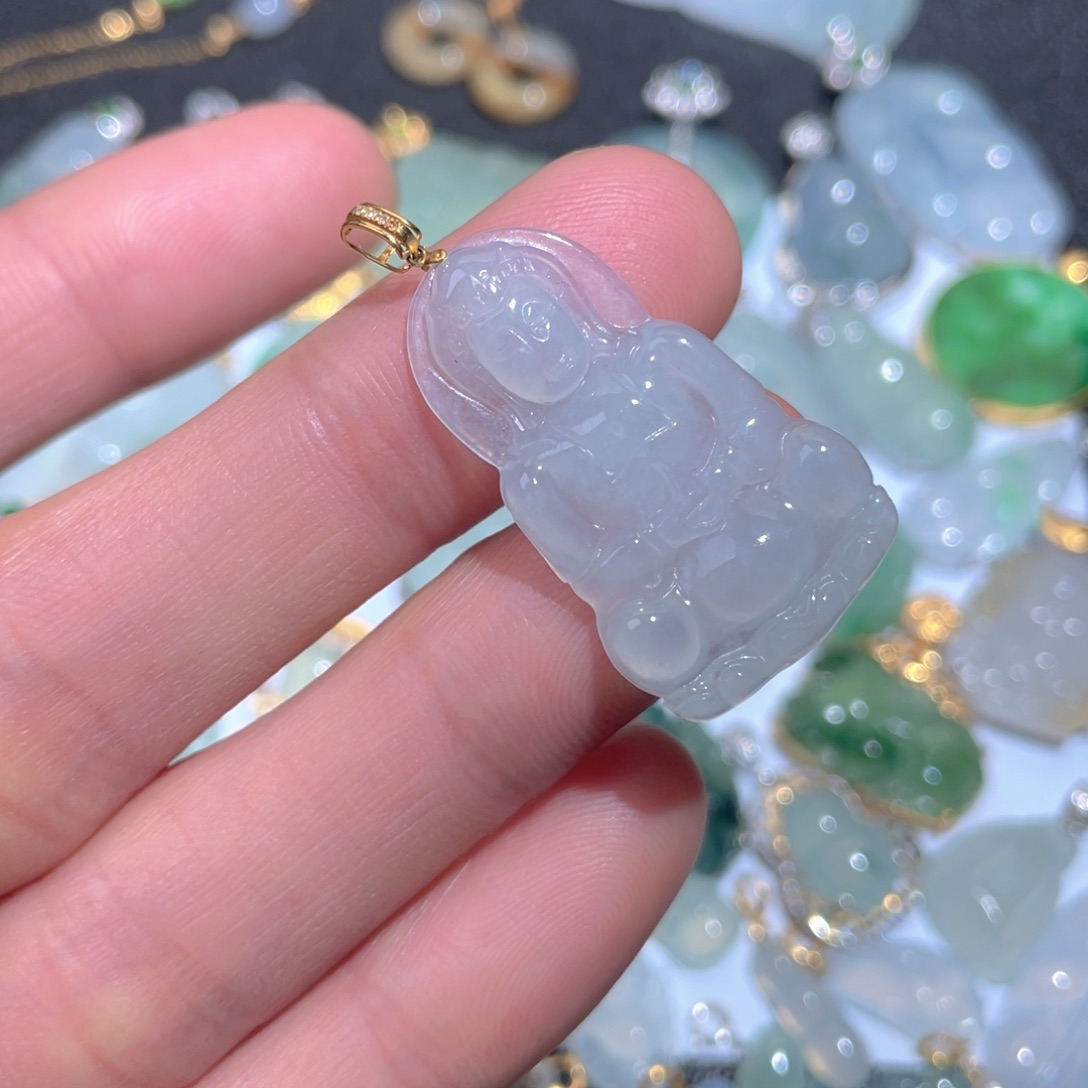 翡翠颈饰18K金镶嵌翡翠