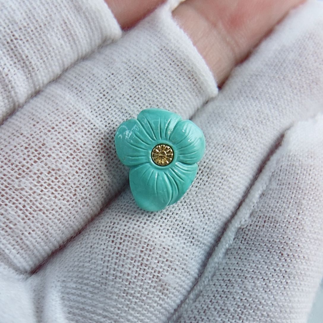 未镶嵌绿松石珠宝奇石