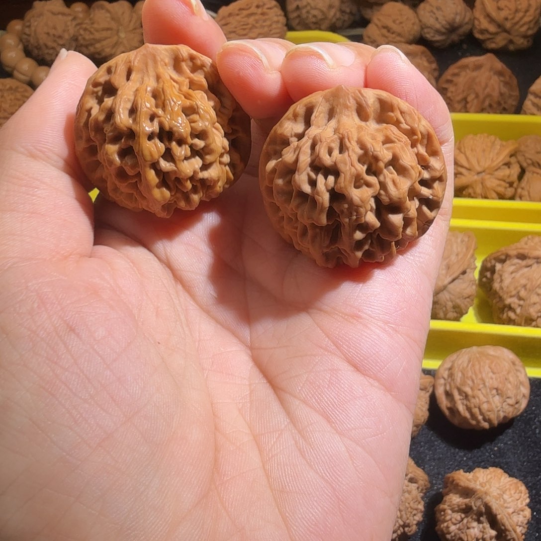 文玩核桃吊坠秦闷36