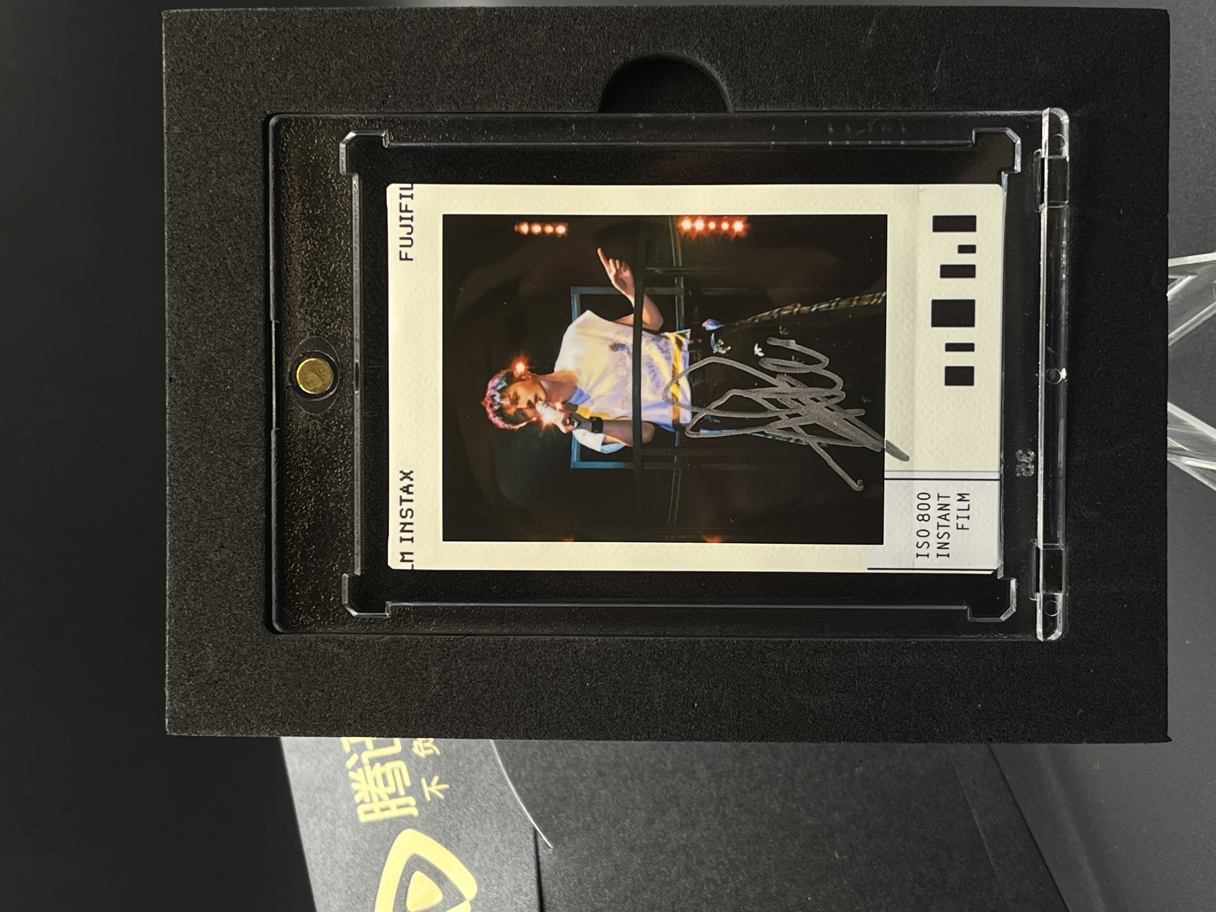 W015【李荣浩】三寸正品签名拍立得照片流光