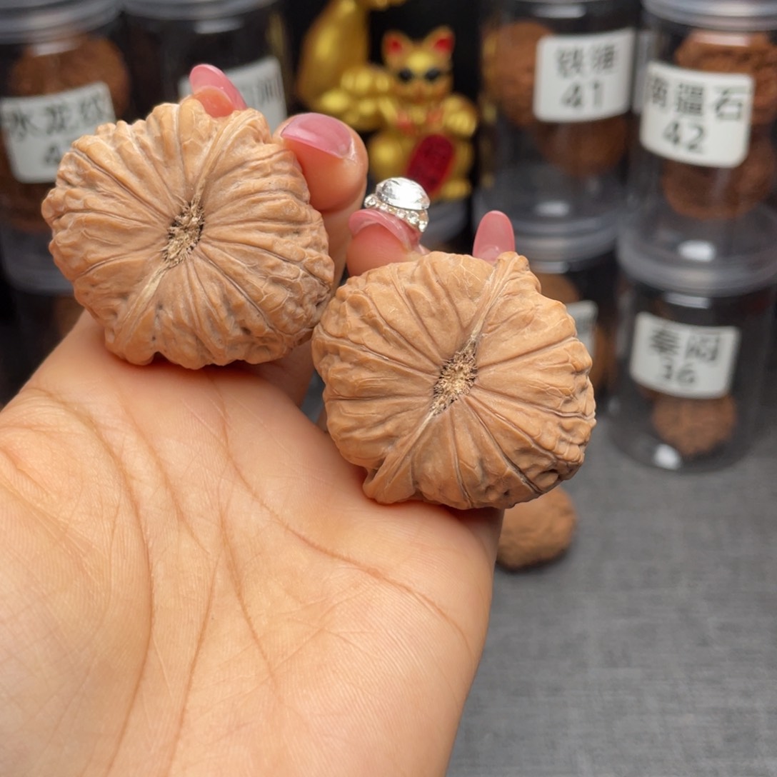 文玩核桃把件凹底南瓜
