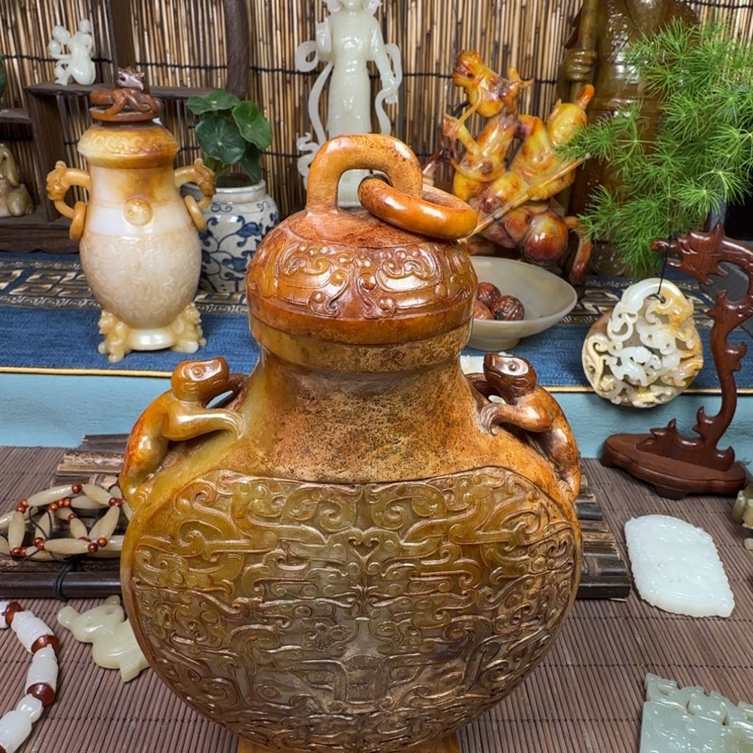 喜***尼和田玉（糖玉）未镶嵌挂件