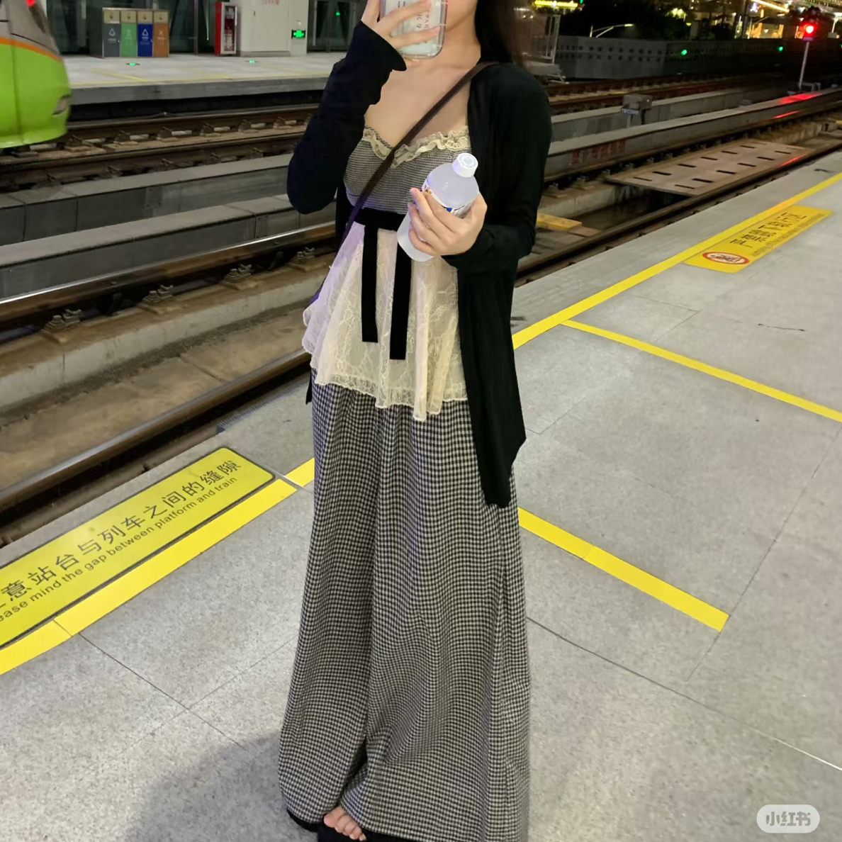 大码胖mm甜辣妹蝴蝶结吊带外套+条纹阔腿裤显瘦披肩上衣裤子套装
