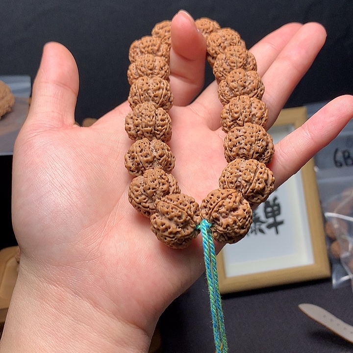 金刚菩提手串蜂窝梅花深沟21mm➕