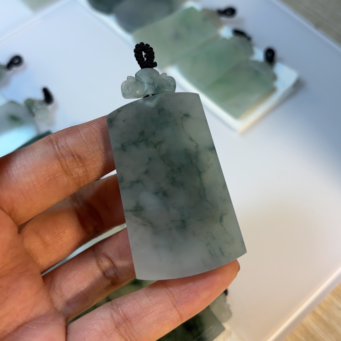 定制翡翠未镶嵌无事牌