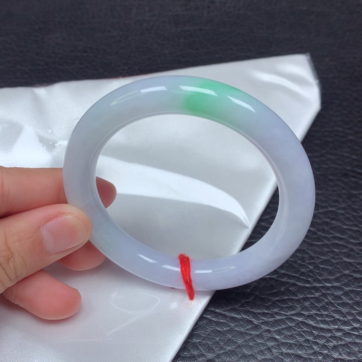 翡翠手镯（圆镯）未镶嵌