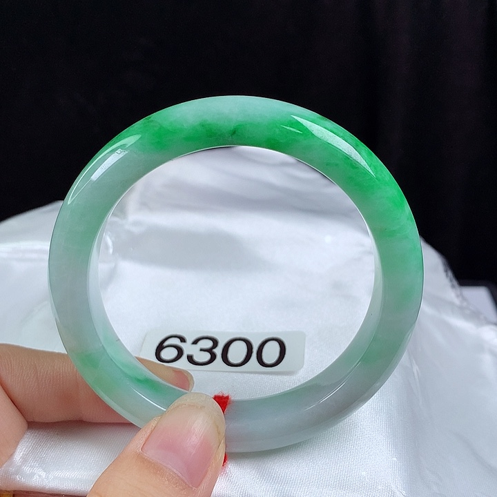 未镶嵌手镯翡翠54圈