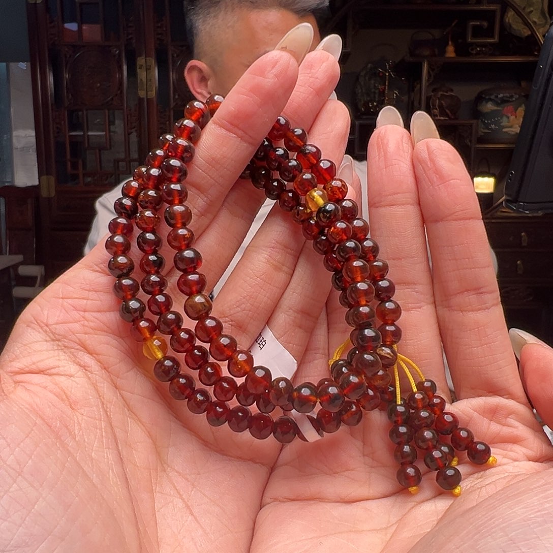 琥珀裸石未镶嵌抚顺琥珀30459。6mm