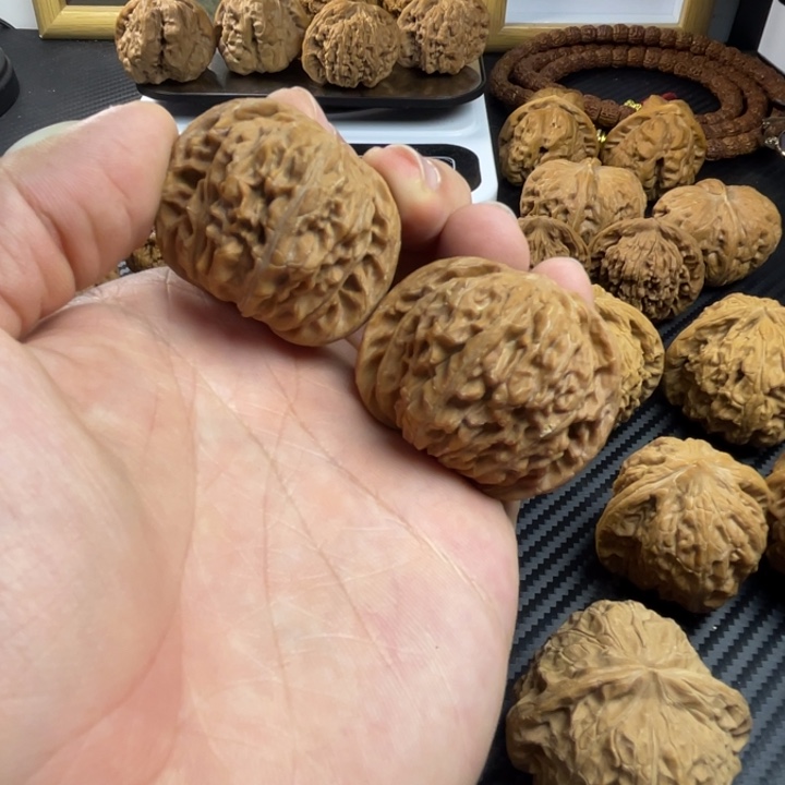 把件文玩核桃42磨盘（肚子磕碰
