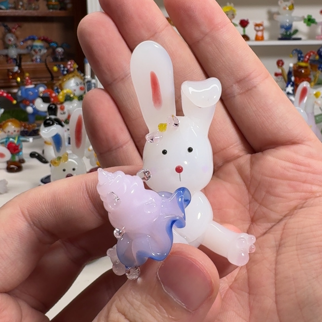 用***手工艺品琉璃兔子