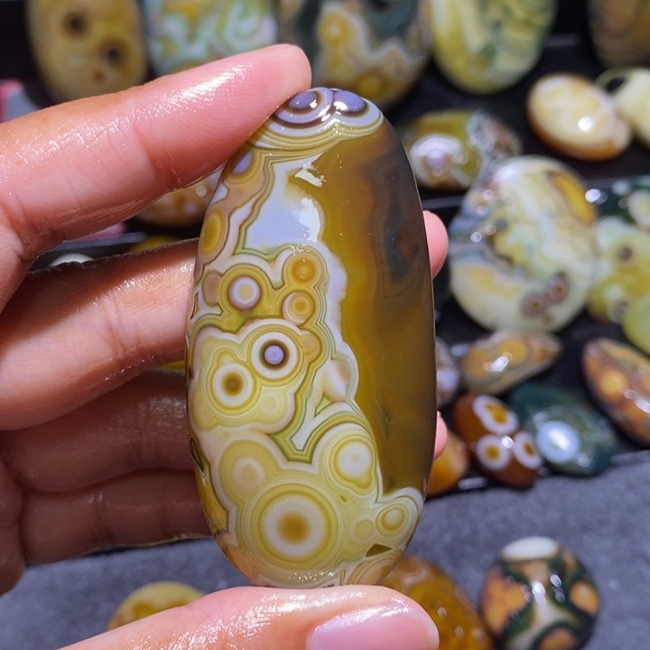 未镶嵌玛瑙/玉髓珠宝奇石